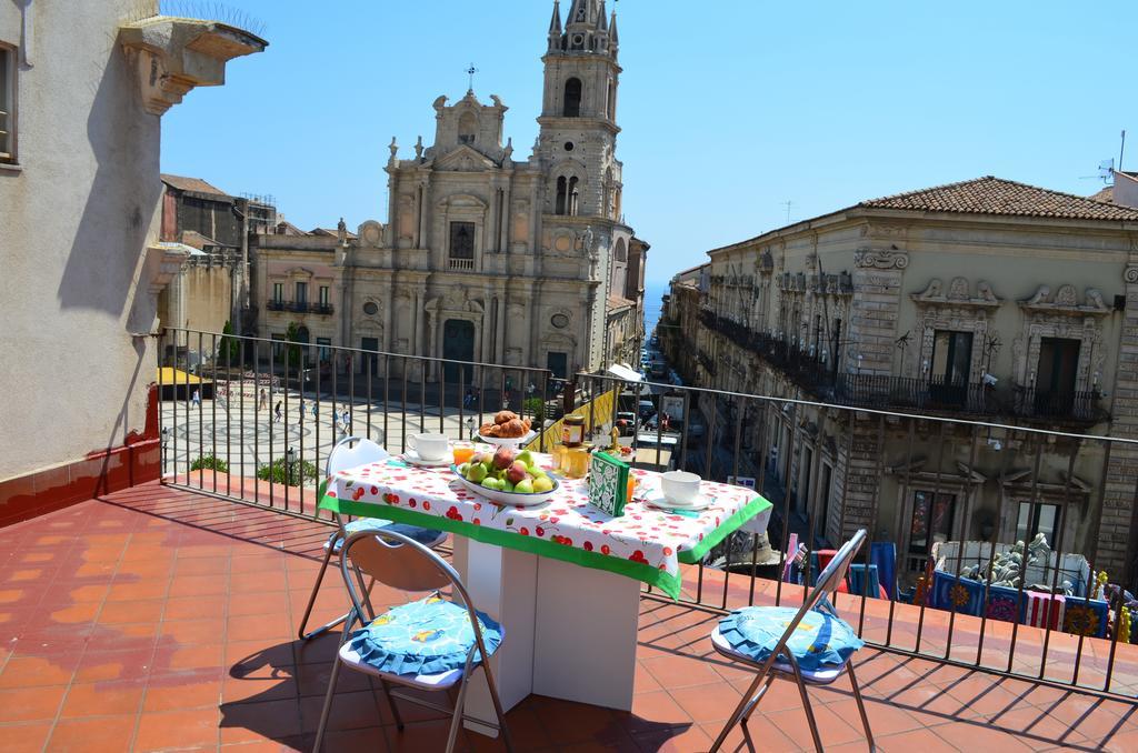 Appartamenti Piazza Duomo Acireale Szoba fotó